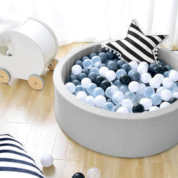 Luxe Foam Ball Pit + 200 Balls