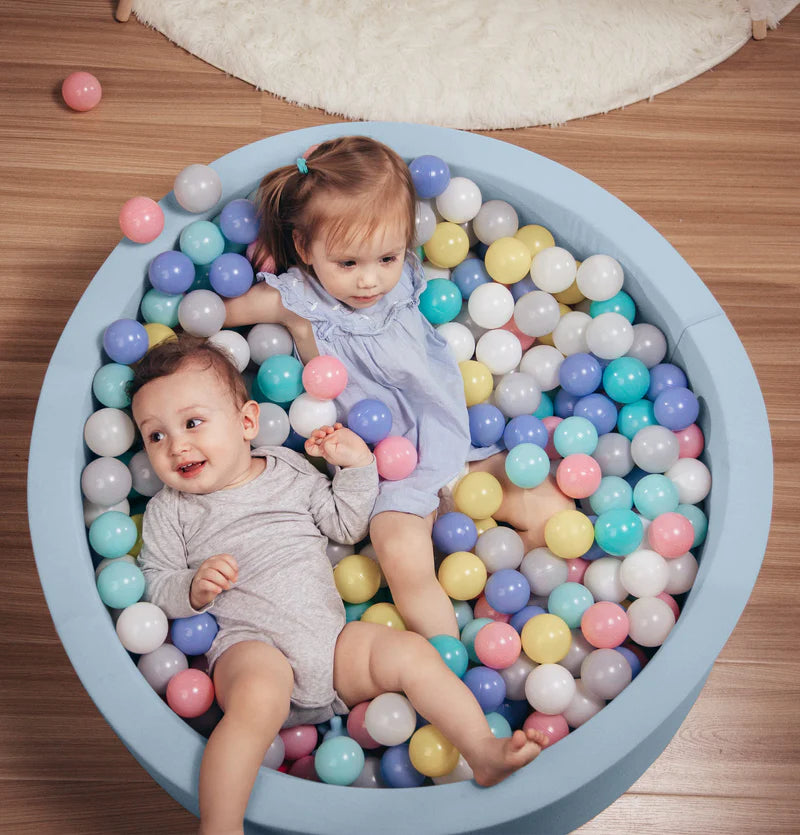 Luxe Foam Ball Pit + 200 Balls